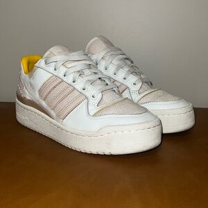 Women’s adidas platform sneaker
